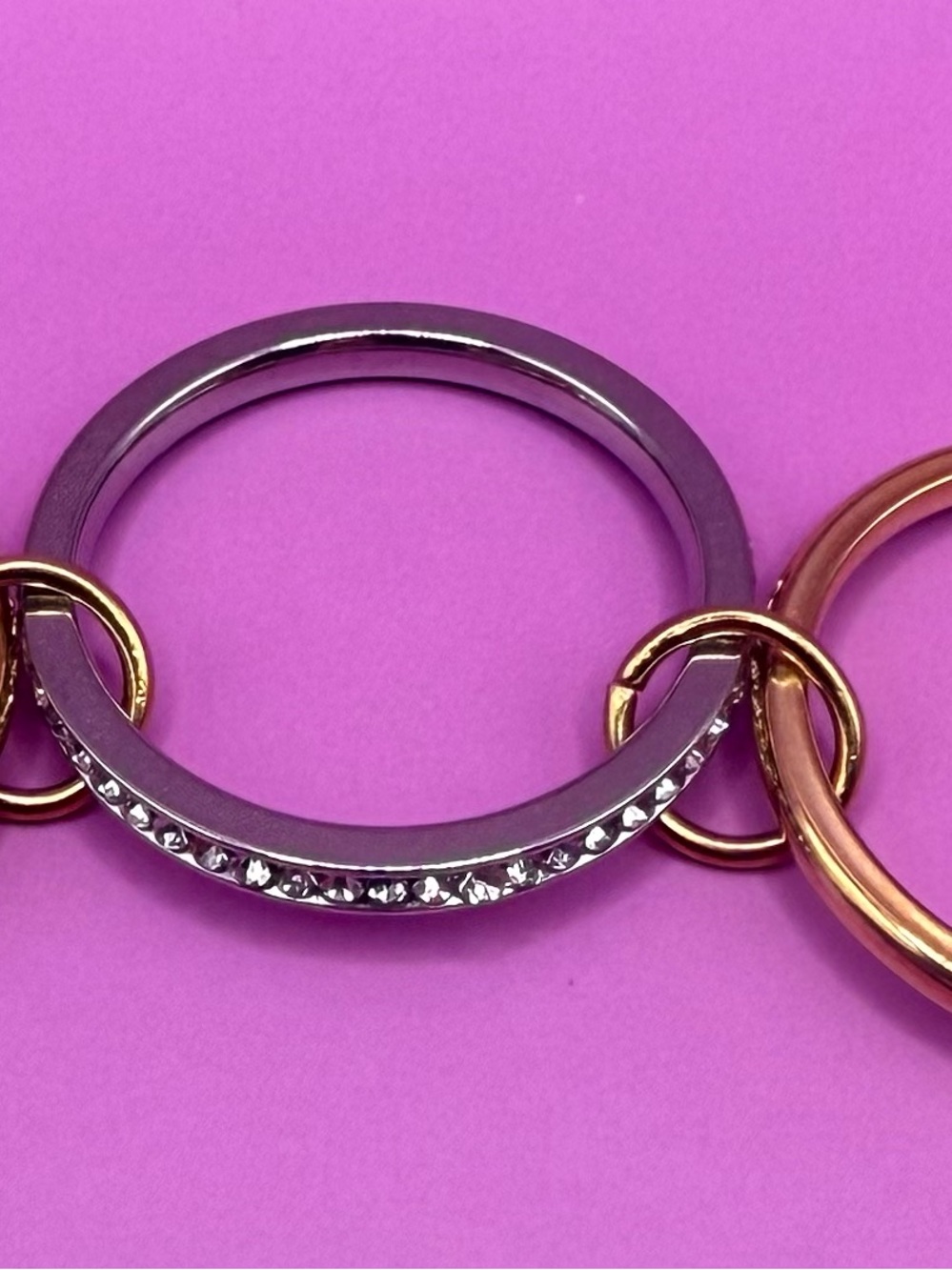 Tri-color Rolling Puzzle ring Size 9